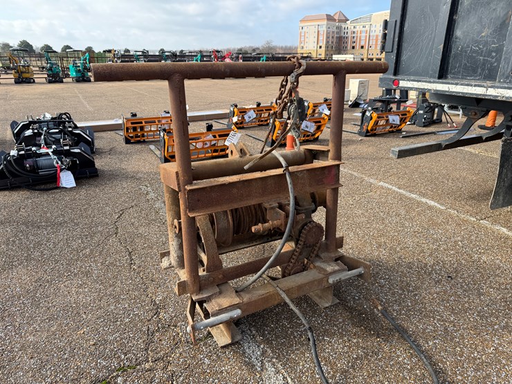 #7764-•-heavy-duty-winch-(hydraulic)-image-2