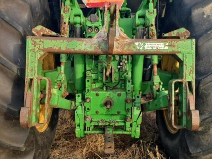 2000-john-deere-7610-image-11