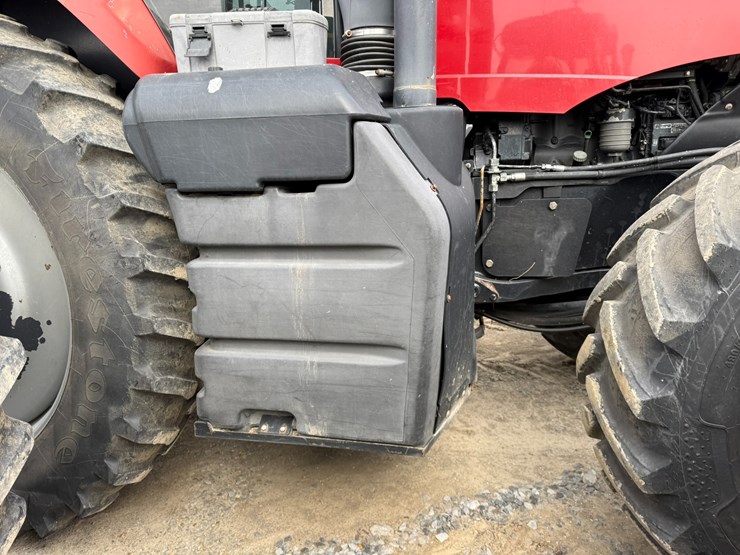 2015-case-ih-340-image-25