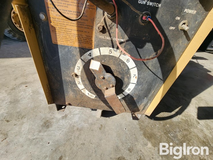 1983-hobart-beta-mig-200-welder-image-15