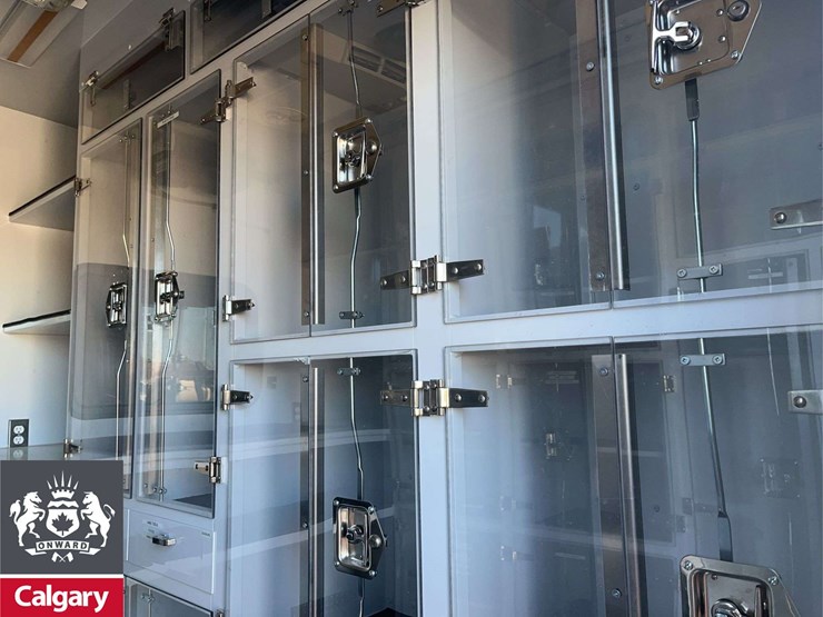 2009-ford-low-cab-forward-s/a-emergency-support-truck-image-31