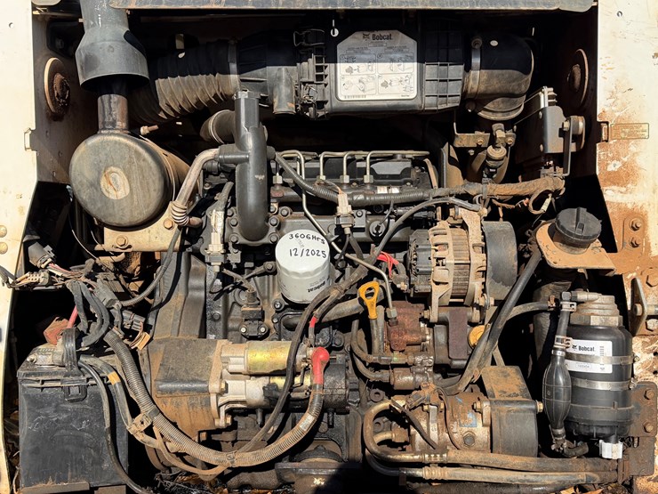 bobcat-t650-image-10