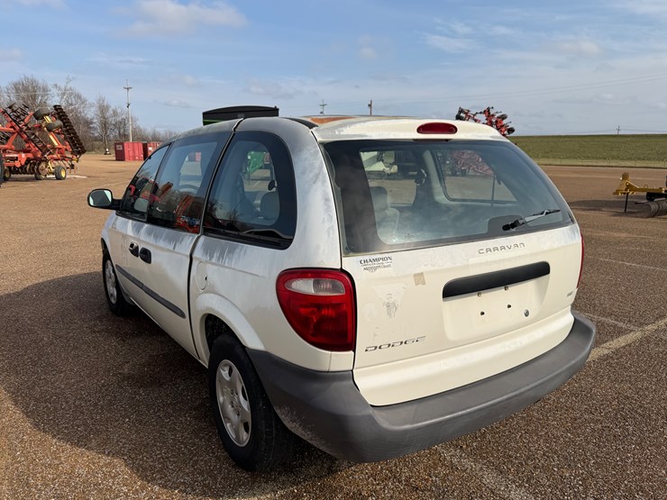 #7788-•-2003-dodge-minivan-image-9
