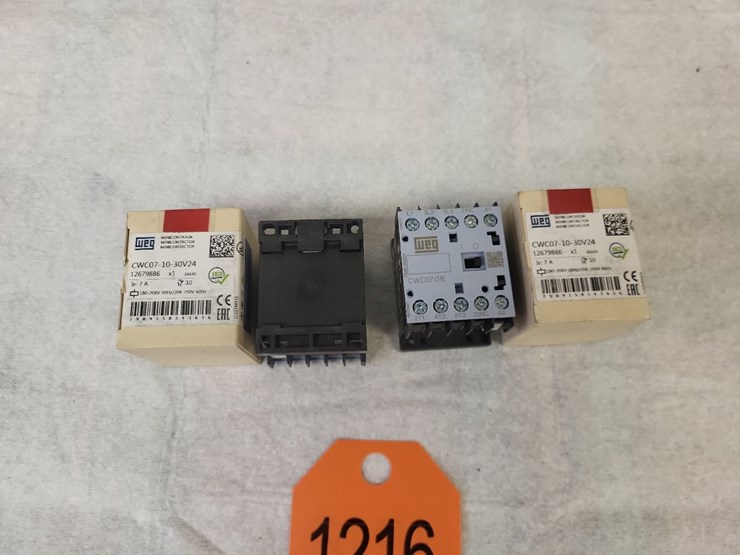 (4)-mini---contactors-7-amp-3-pole-w/1-auxiliary-contact---tag-#1216-image-7