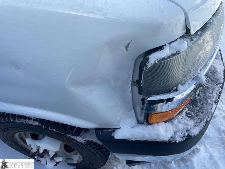 2018-chevrolet-express-dual-rear-wheel-cab-&-chassis-image-41