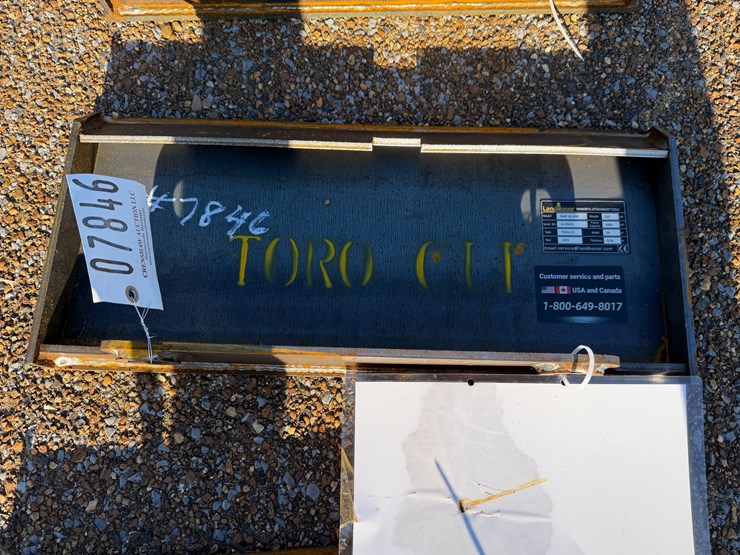 #7846-•-land-honor-mini-skid-steer-mount-plate-image-3