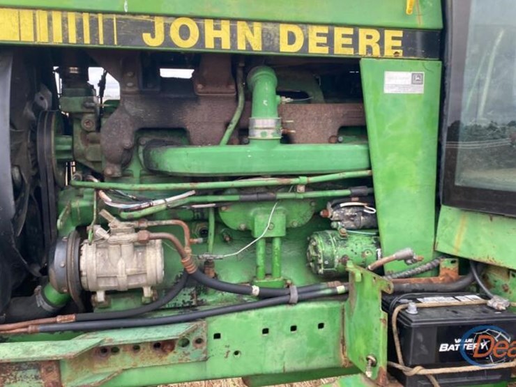 john-deere-4055-image-3
