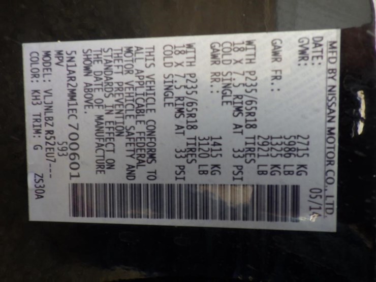 2014-nissan-pathfinder-image-16