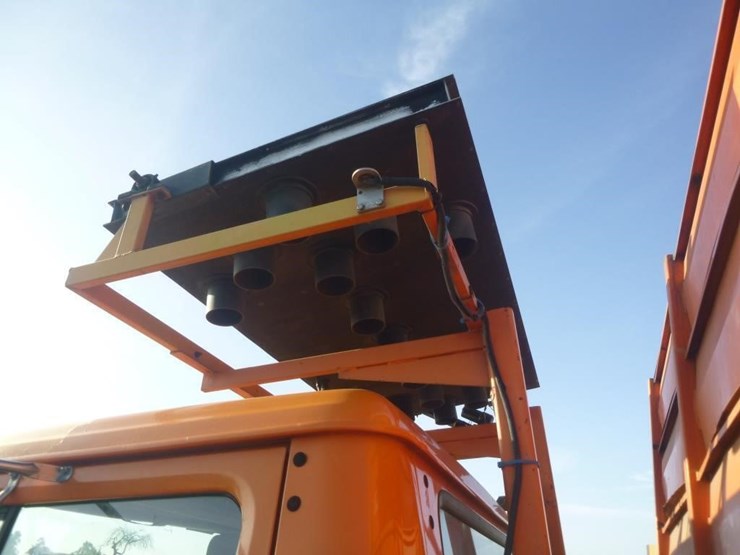 2001-international-4900-image-21