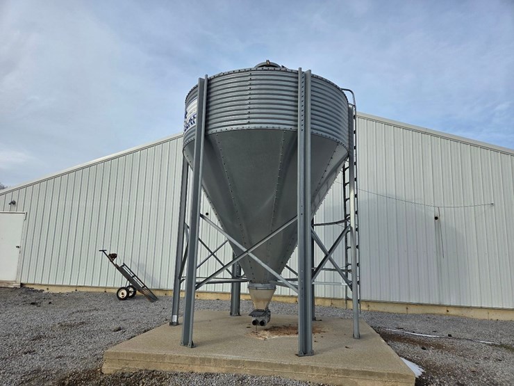 6-ton-hog-slat-feed-bin-image-6