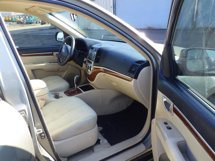 2009-hyundai-santa-fe-image-6