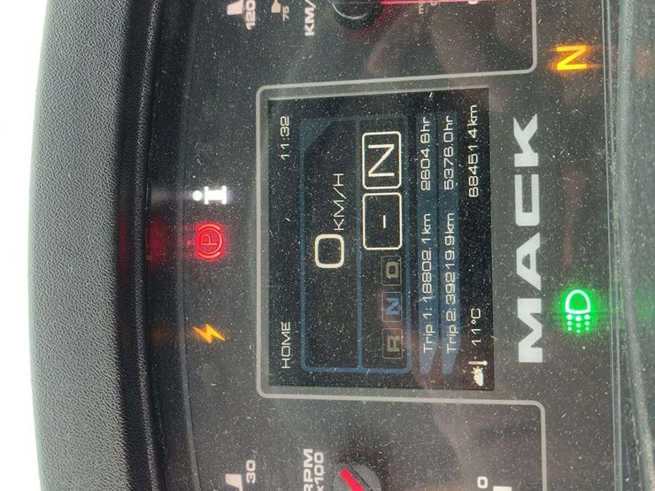 2018-mack-lr633-t/a-refuse-truck-image-19