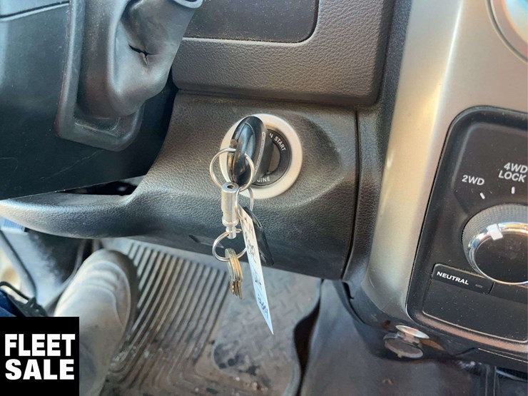 2014-ram-5500-4x4-s/a-bucket-truck-image-21