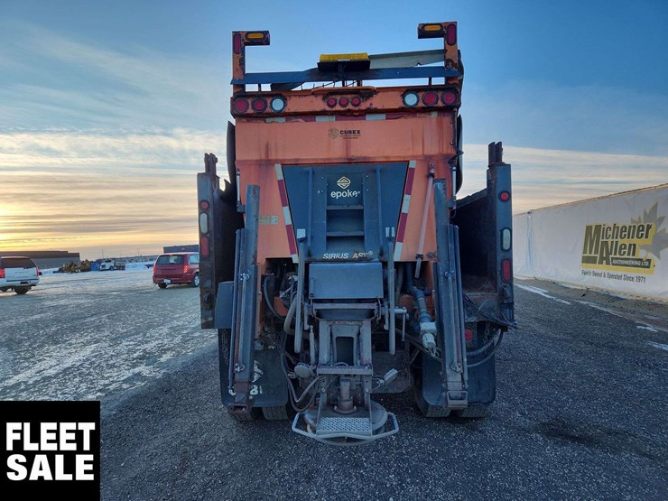 2009-international-workstar-7600-image-7