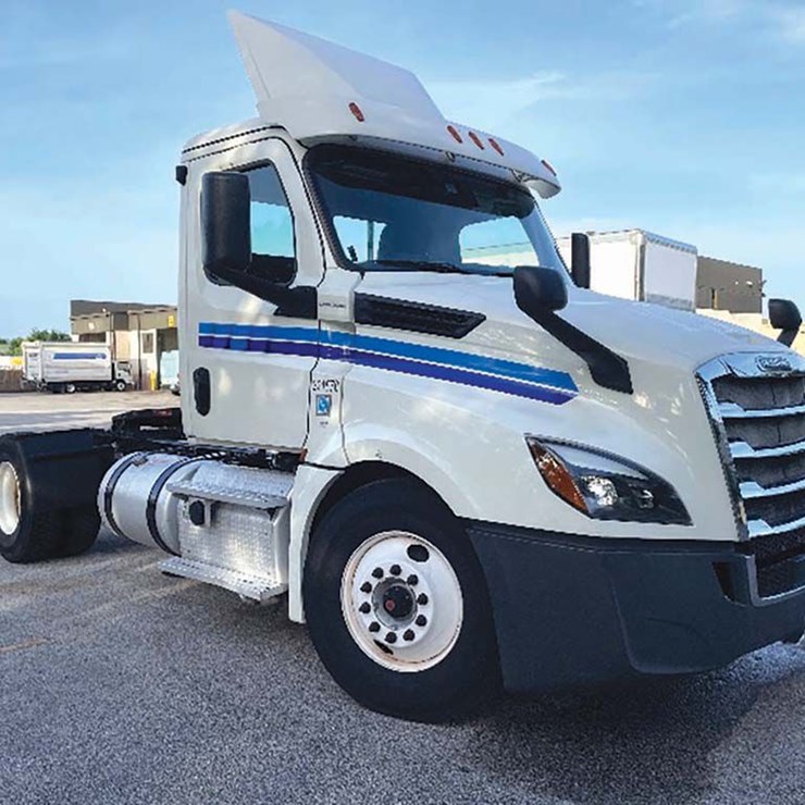 2019 FREIGHTLINER CASCADIA 126