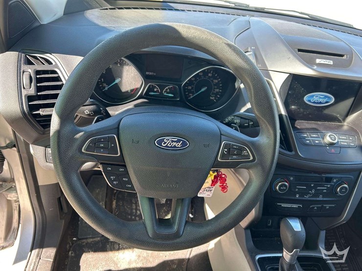 2017-ford-escape-image-9