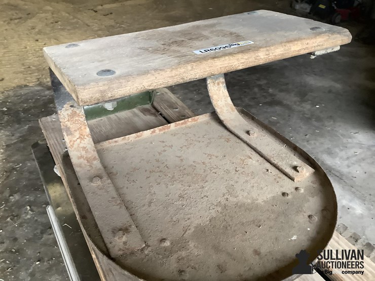 creeper-&-shop-stool-image-3