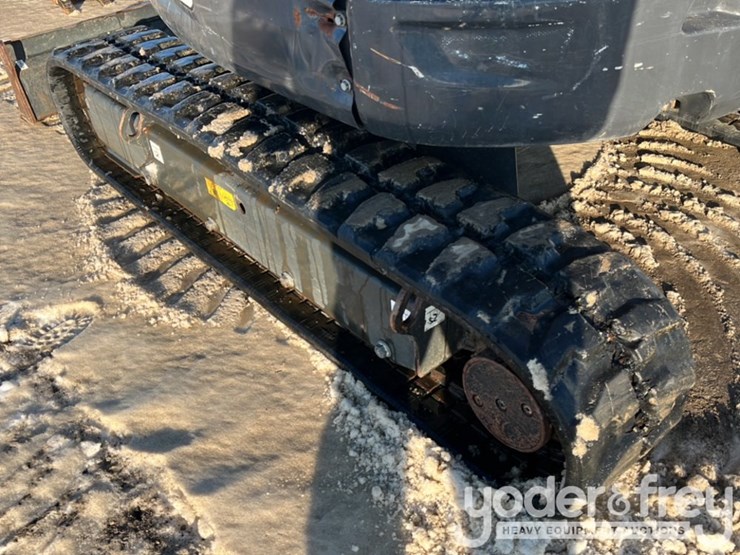 2021-bobcat-e35-image-6