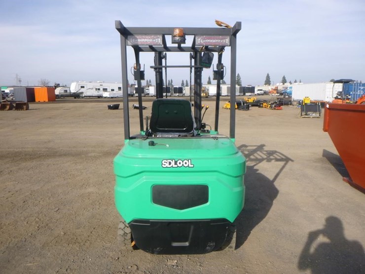 sdlool-d15-forklift-image-8