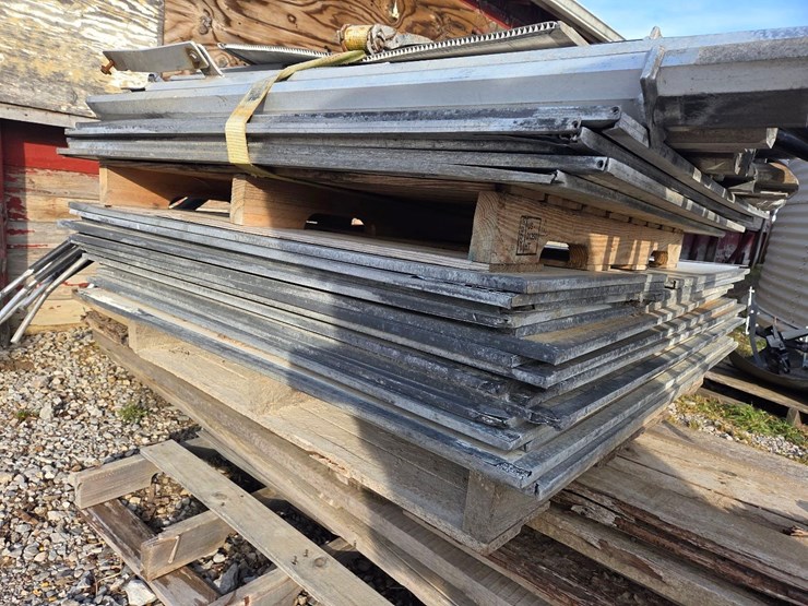 48'-flatbed-trailer-sides-&-tarp-bows-image-3