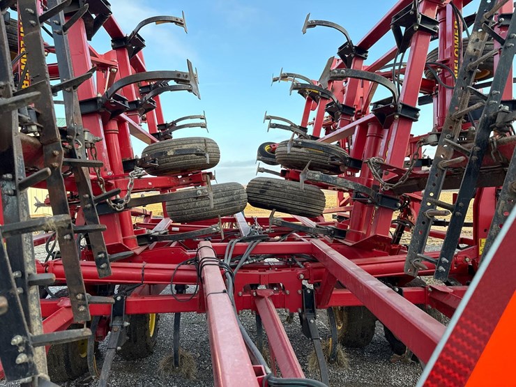 sunflower-44’-cultivator-image-28