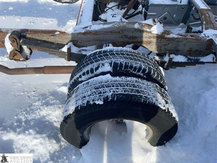 2018-chevrolet-express-dual-rear-wheel-cab-&-chassis-image-31