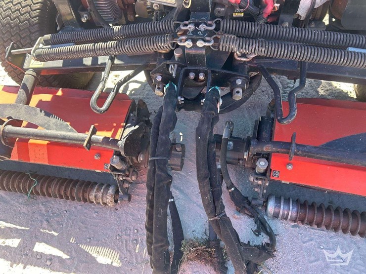 2011-jacobsen-t-700-commercial-reel-mower-image-21