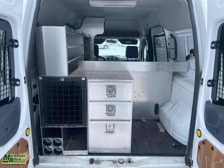 2011-ford-transit-connect-image-38