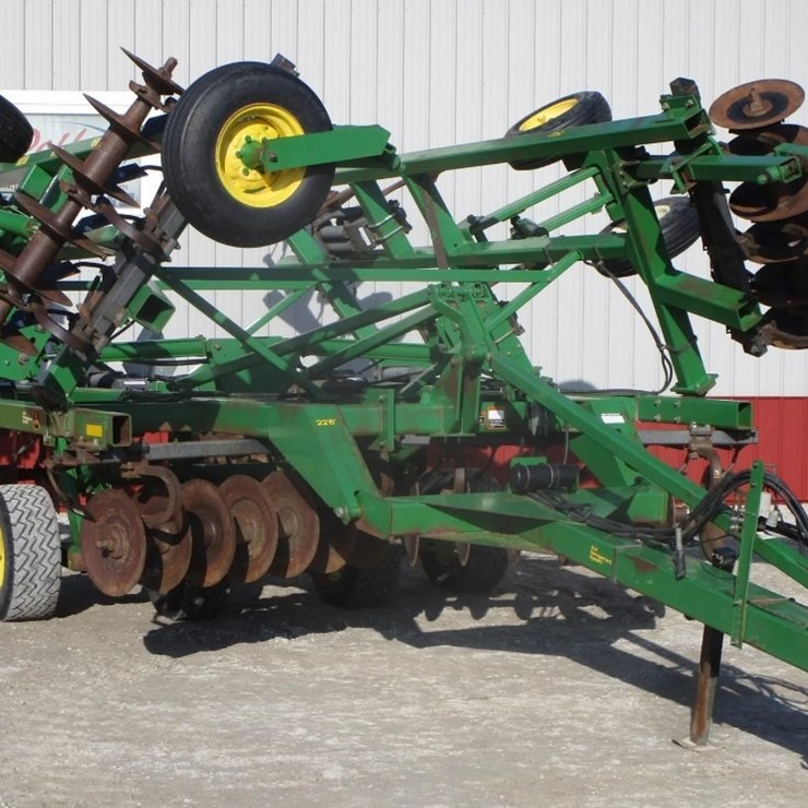 2006 JOHN DEERE 512