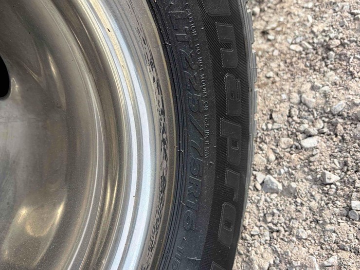 2005-chevrolet-bus-image-7