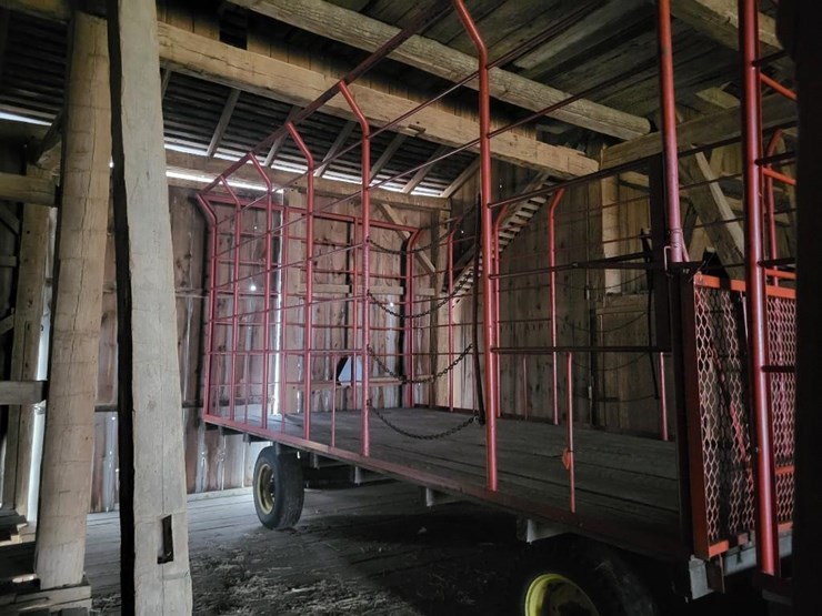 john-deere-18-image-34