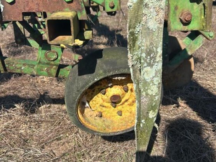 john-deere-825-image-3