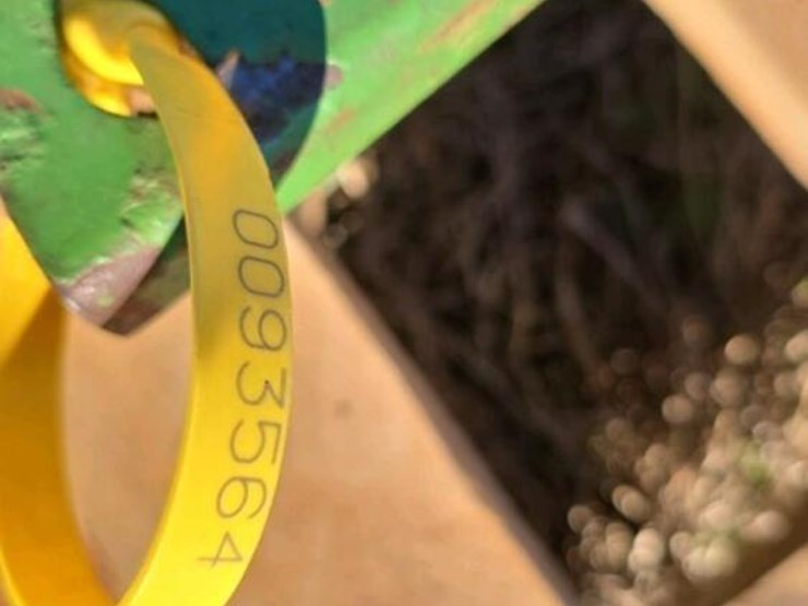 john-deere-c3-quick-hitch-image-2