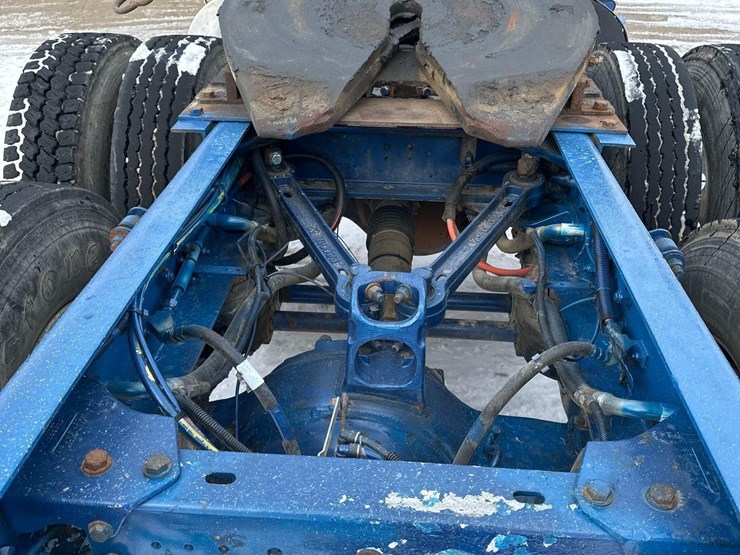 2015-kenworth-t880-image-11