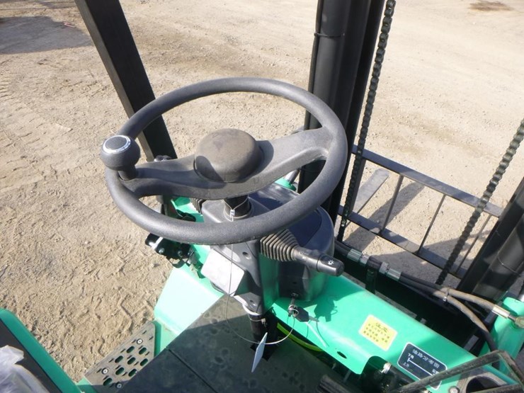 sdlool-d15-forklift-image-16