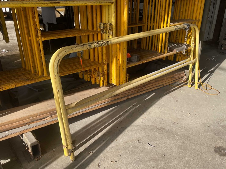 #2286-•-metal-safety-rails-image-5