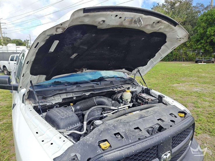 2017-dodge-1500-image-7