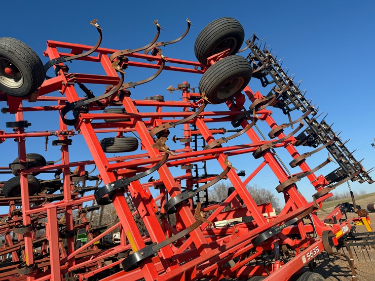 #7739-•-2014-kuhn-krause-5635-field-cultivator-image-15