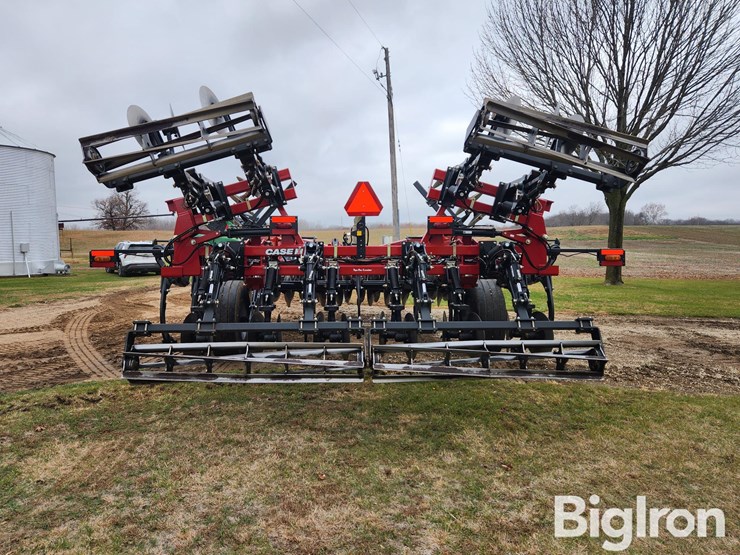 2022-case-ih-2022-image-6