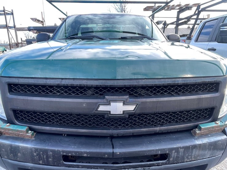 2011-chevrolet-1500-image-66