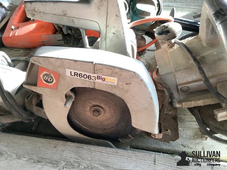 assorted-corded-power-tools-image-16