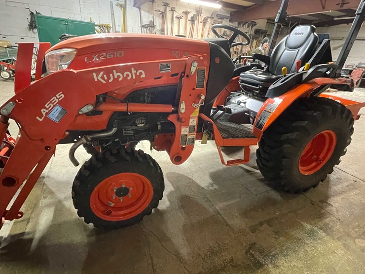 kubota-lx2610-image-9