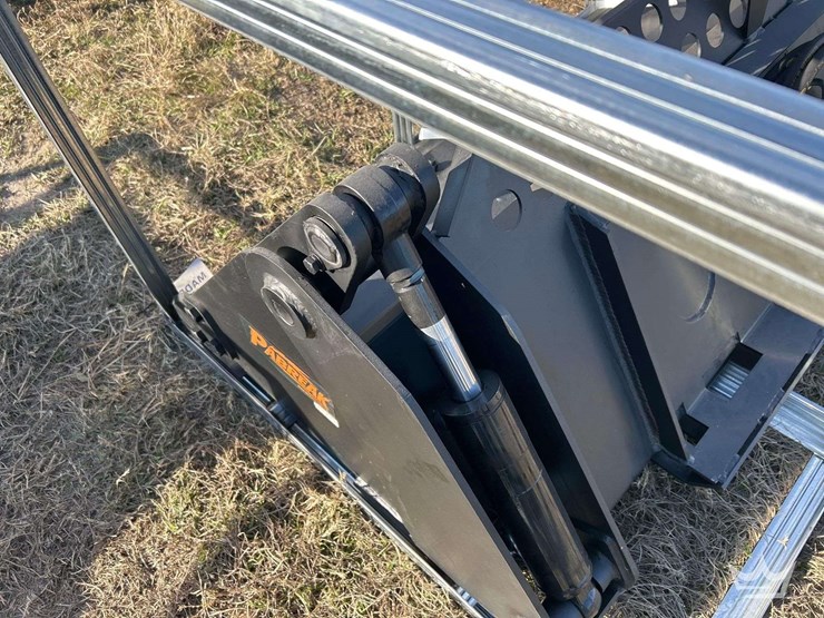 2025-pabreak-74in.-hydraulic-dual-cylinder-4-in-1-bucket-skid-steer-attachment-image-5