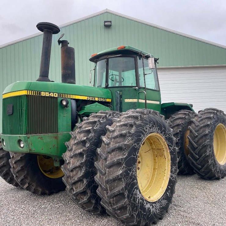JOHN DEERE 8640
