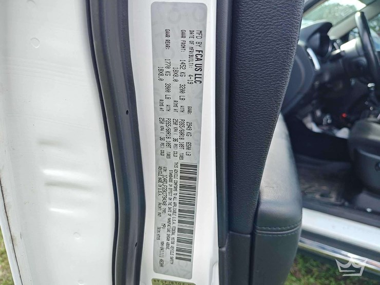 2019-dodge-durango-image-5