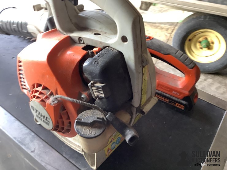 stihl-bg55-leaf-blower-image-10