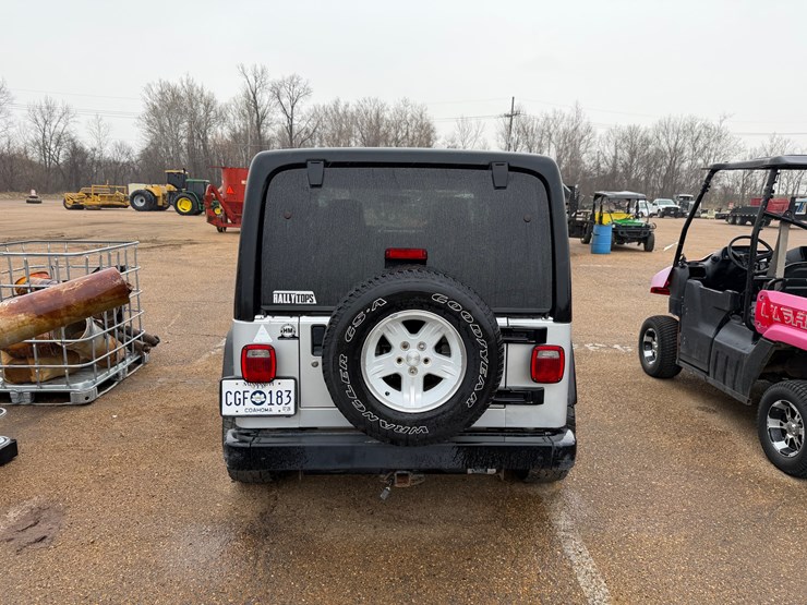 2004-jeep-wrangler-image-6