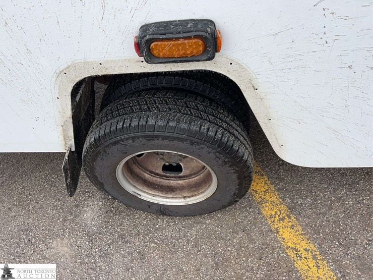 2016-chevrolet-express-g3500-image-10