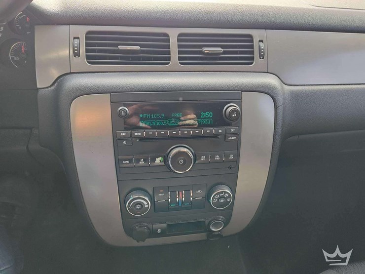 2012-chevrolet-tahoe-image-9