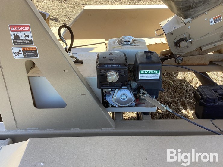 2012-unverferth-400-image-19